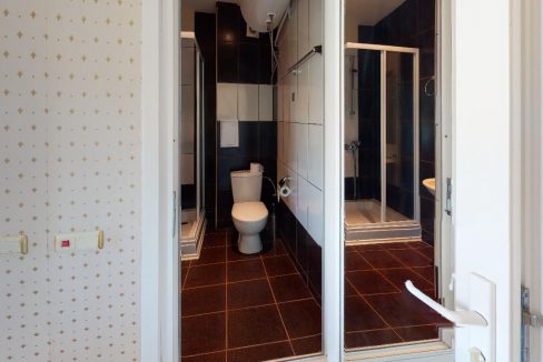 610-Bathroom(1)