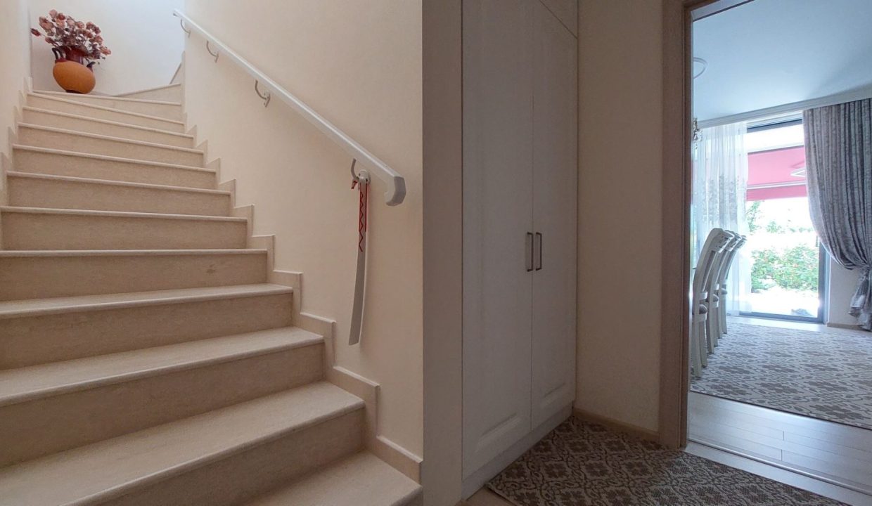 Таунхаус Атлантис, Сарафово