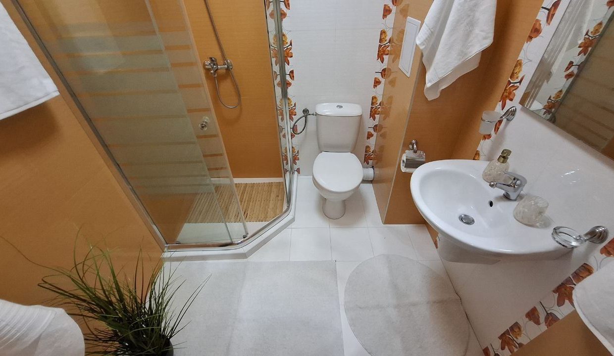 Апартамент с 2 спальнями в комплексе Одиссей, Несебр