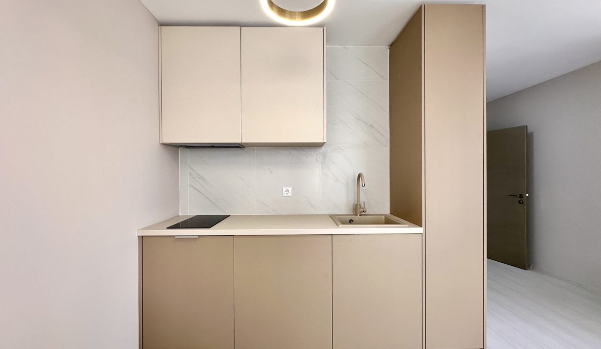 J_Adore Secret Gardens-1bed-4et-61m2-10
