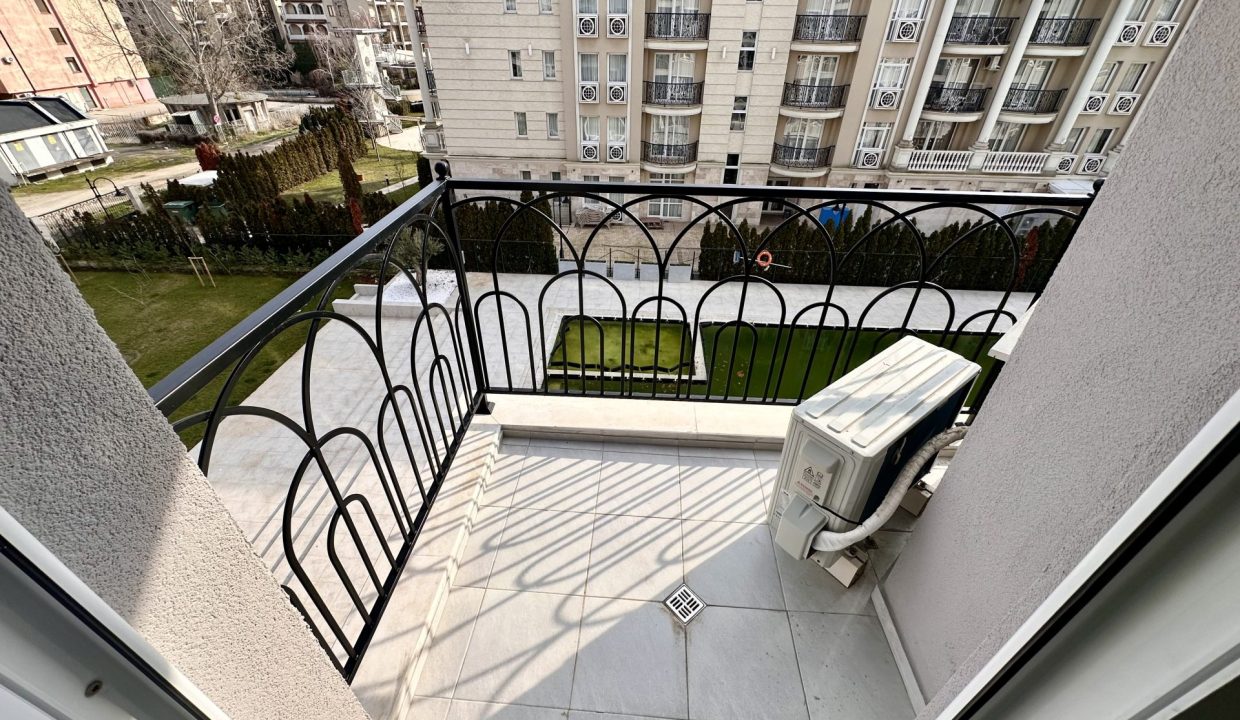 J_Adore Secret Gardens-1bed-4et-61m2-13