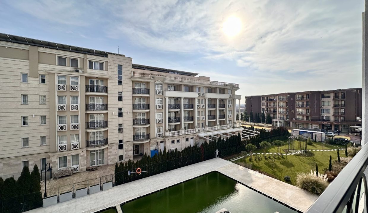 J_Adore Secret Gardens-1bed-4et-61m2-14