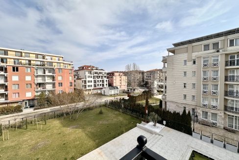 J_Adore Secret Gardens-1bed-4et-61m2-15