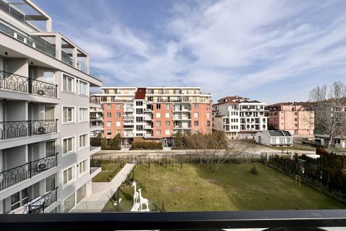 J_Adore Secret Gardens-1bed-4et-61m2-16
