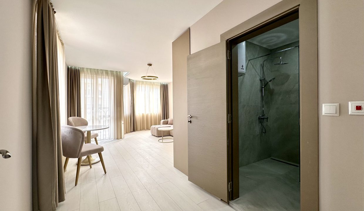 J_Adore Secret Gardens-1bed-4et-61m2-4
