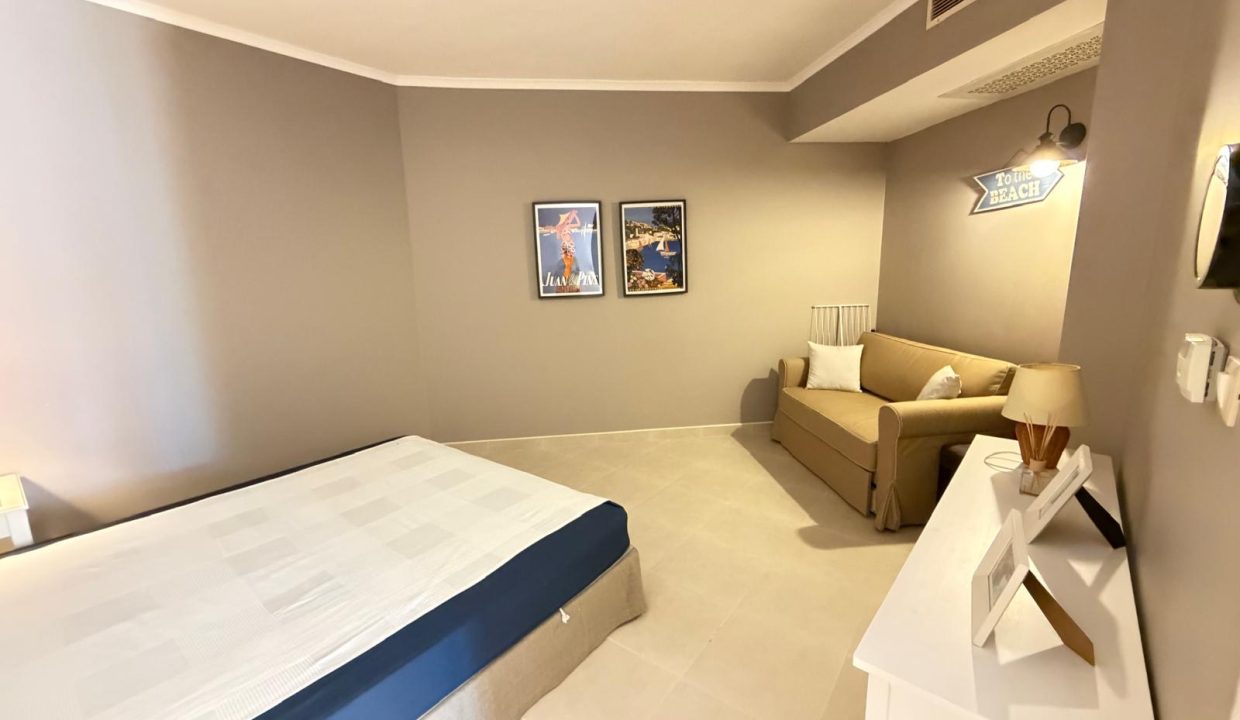 Купить апартамент на ервой линии, Majestic Beach